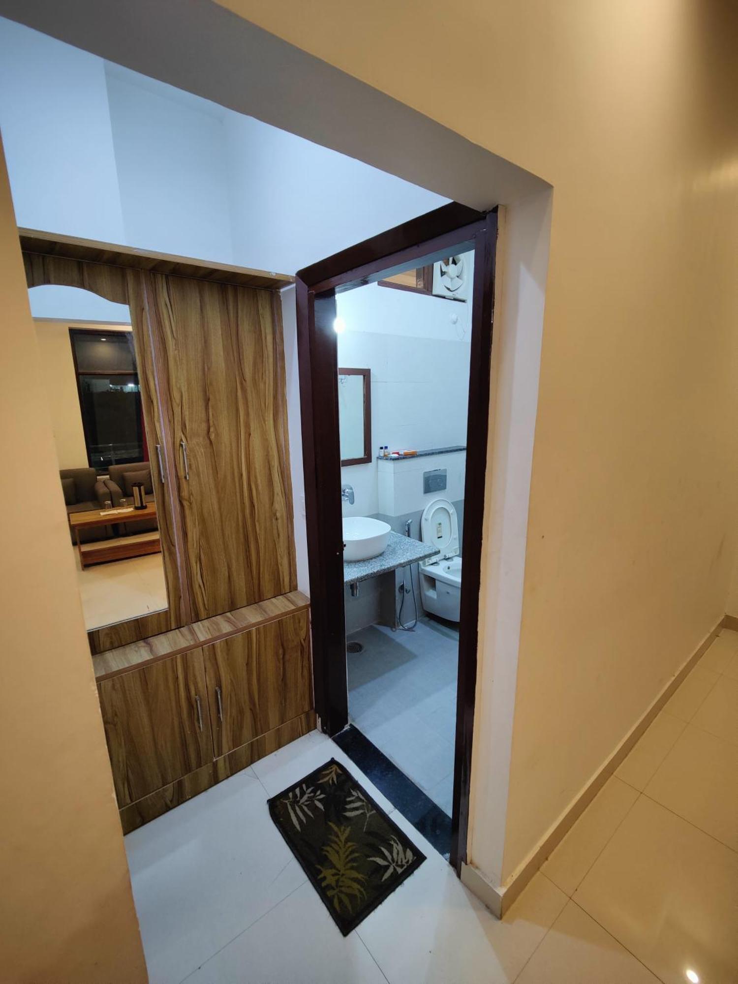 Alaknanda Motel & Restaurant Rudraprayag Экстерьер фото