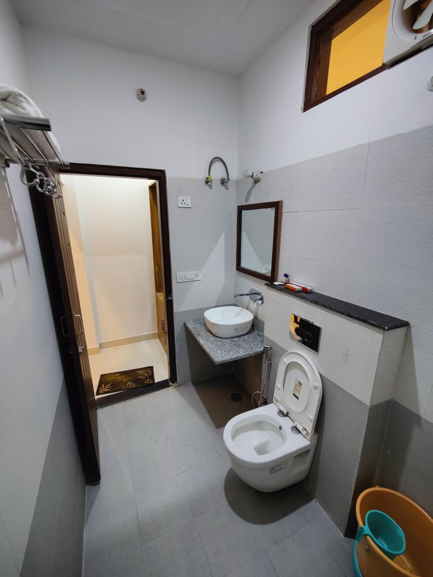 Alaknanda Motel & Restaurant Rudraprayag Экстерьер фото